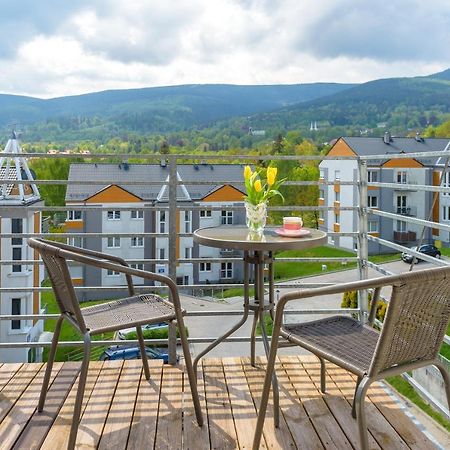 Apartament Zakatek Gorski - 5D Apartamenty Świeradów-Zdrój Dış mekan fotoğraf